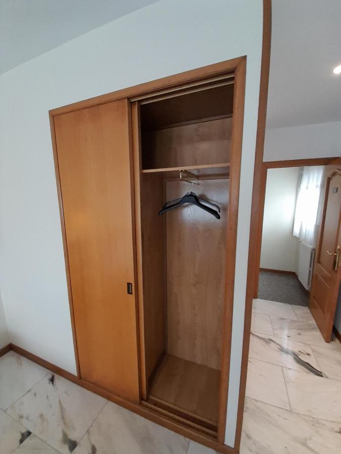 Hotel Os Carballos Сигуэйро Экстерьер фото